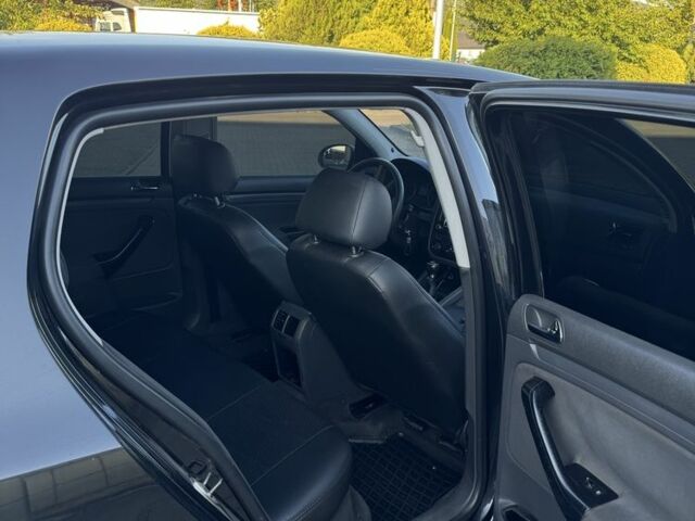 Черный Фольксваген Гольф, объемом двигателя 1.9 л и пробегом 289 тыс. км за 4999 $, фото 10 на Automoto.ua