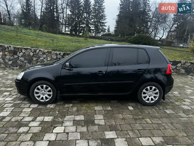 Черный Фольксваген Гольф, объемом двигателя 1.39 л и пробегом 200 тыс. км за 5500 $, фото 2 на Automoto.ua