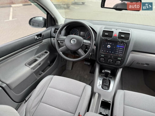 Чорний Фольксваген Гольф, об'ємом двигуна 1.6 л та пробігом 220 тис. км за 6250 $, фото 31 на Automoto.ua