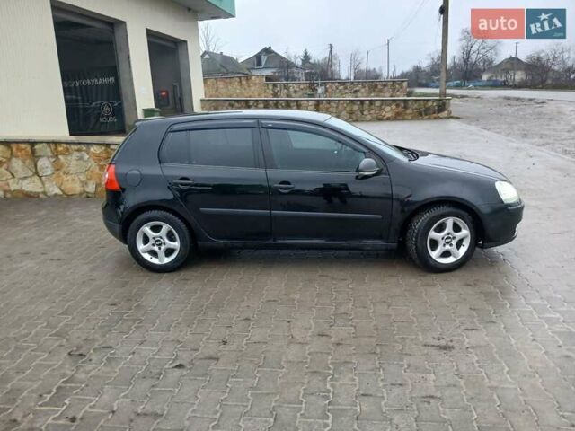 Черный Фольксваген Гольф, объемом двигателя 1.4 л и пробегом 290 тыс. км за 4500 $, фото 5 на Automoto.ua