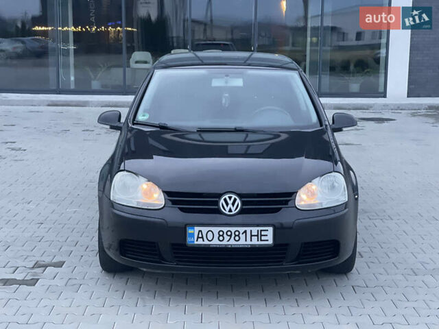 Черный Фольксваген Гольф, объемом двигателя 1.39 л и пробегом 233 тыс. км за 5400 $, фото 6 на Automoto.ua