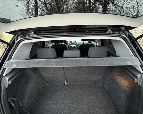 Чорний Фольксваген Гольф, об'ємом двигуна 1.6 л та пробігом 200 тис. км за 5200 $, фото 7 на Automoto.ua