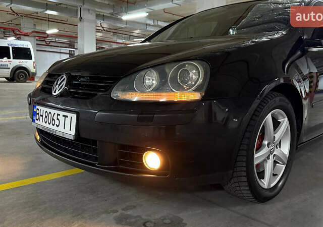 Черный Фольксваген Гольф, объемом двигателя 1.98 л и пробегом 313 тыс. км за 6200 $, фото 8 на Automoto.ua