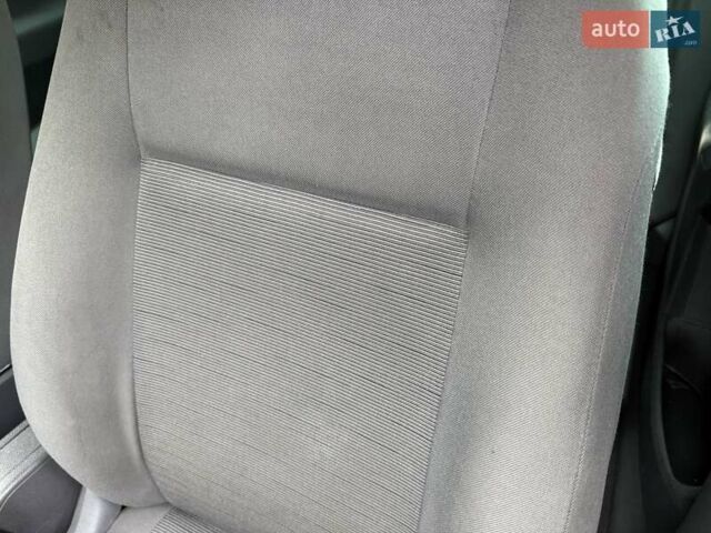 Черный Фольксваген Гольф, объемом двигателя 1.97 л и пробегом 418 тыс. км за 4650 $, фото 28 на Automoto.ua