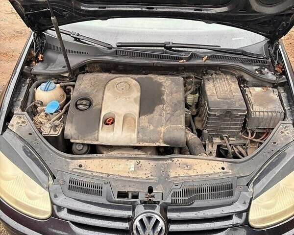 Черный Фольксваген Гольф, объемом двигателя 1.6 л и пробегом 313 тыс. км за 4600 $, фото 12 на Automoto.ua