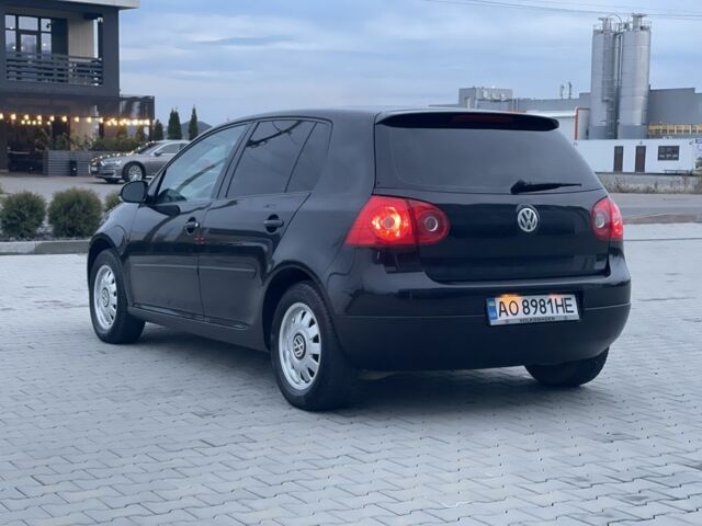 Черный Фольксваген Гольф, объемом двигателя 1.4 л и пробегом 234 тыс. км за 5400 $, фото 2 на Automoto.ua