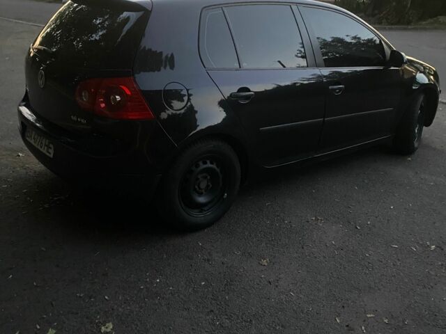 Фольксваген Гольф 2004 в Гайвороне на Automoto.ua Черный Фольксваген Гольф, объемом двигателя 1.6 л и пробегом 215 тыс. км за 5600 $, фото 4 на Automoto.ua