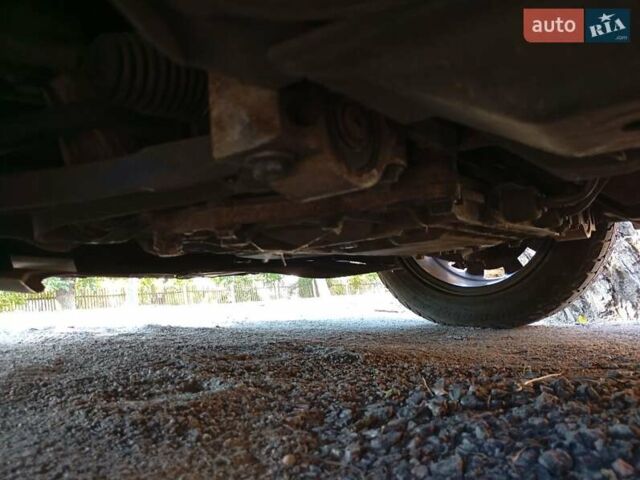 Черный Фольксваген Гольф, объемом двигателя 1.6 л и пробегом 251 тыс. км за 6200 $, фото 8 на Automoto.ua