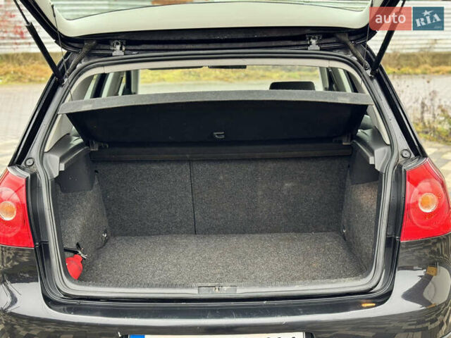 Черный Фольксваген Гольф, объемом двигателя 1.4 л и пробегом 197 тыс. км за 4999 $, фото 39 на Automoto.ua