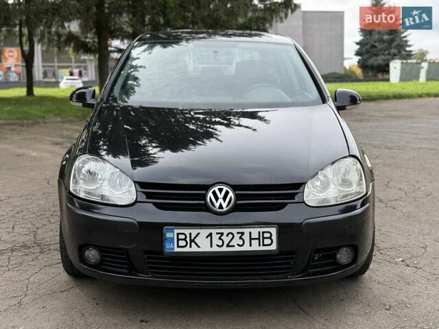 Черный Фольксваген Гольф, объемом двигателя 1.97 л и пробегом 418 тыс. км за 4650 $, фото 9 на Automoto.ua