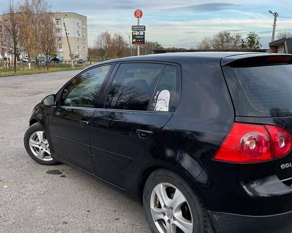Черный Фольксваген Гольф, объемом двигателя 1.6 л и пробегом 266 тыс. км за 4555 $, фото 2 на Automoto.ua