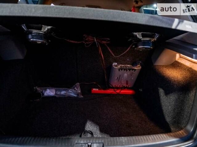 Чорний Фольксваген Гольф, об'ємом двигуна 1.4 л та пробігом 216 тис. км за 5200 $, фото 23 на Automoto.ua