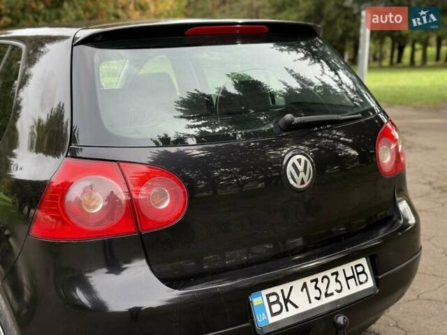 Черный Фольксваген Гольф, объемом двигателя 1.97 л и пробегом 418 тыс. км за 4650 $, фото 25 на Automoto.ua
