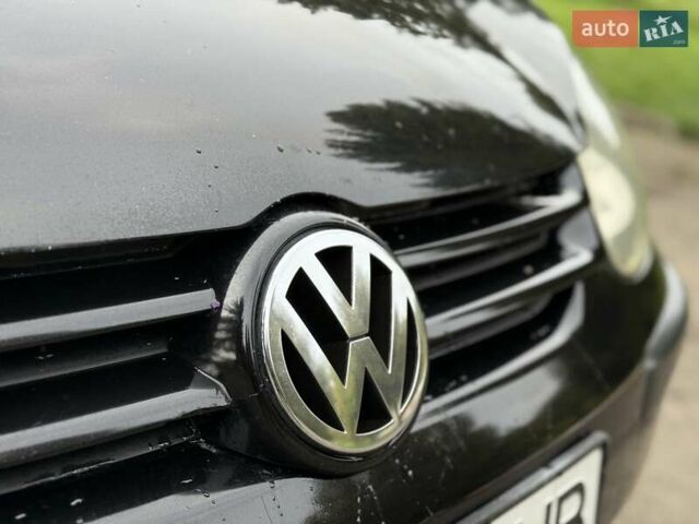 Черный Фольксваген Гольф, объемом двигателя 1.97 л и пробегом 418 тыс. км за 4650 $, фото 15 на Automoto.ua