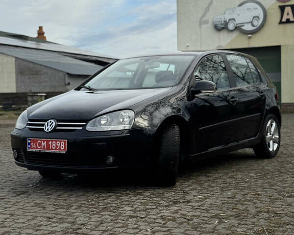 Черный Фольксваген Гольф, объемом двигателя 1.6 л и пробегом 200 тыс. км за 5200 $, фото 11 на Automoto.ua
