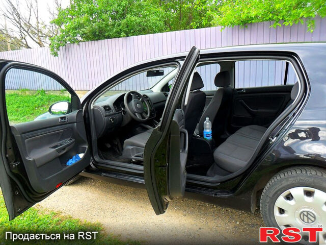 Чорний Фольксваген Гольф, об'ємом двигуна 1.4 л та пробігом 215 тис. км за 4900 $, фото 7 на Automoto.ua