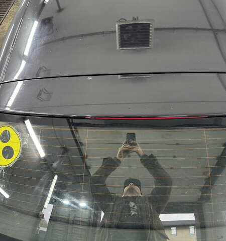 Черный Фольксваген Гольф, объемом двигателя 1.6 л и пробегом 193 тыс. км за 5150 $, фото 8 на Automoto.ua