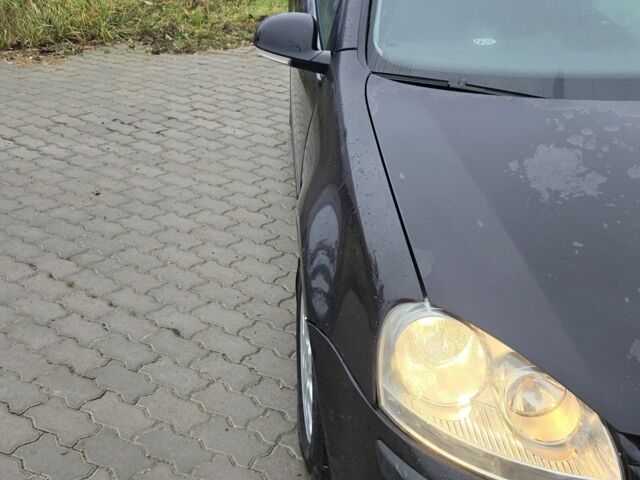 Черный Фольксваген Гольф, объемом двигателя 1.4 л и пробегом 220 тыс. км за 5600 $, фото 7 на Automoto.ua