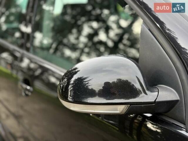 Черный Фольксваген Гольф, объемом двигателя 1.97 л и пробегом 418 тыс. км за 4650 $, фото 17 на Automoto.ua