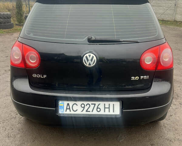 Черный Фольксваген Гольф, объемом двигателя 1.98 л и пробегом 320 тыс. км за 3900 $, фото 6 на Automoto.ua