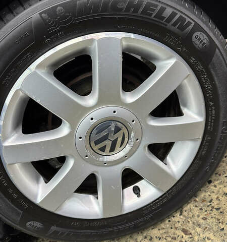 Черный Фольксваген Гольф, объемом двигателя 1.6 л и пробегом 193 тыс. км за 5150 $, фото 21 на Automoto.ua