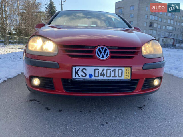 Черный Фольксваген Гольф, объемом двигателя 1.6 л и пробегом 231 тыс. км за 5150 $, фото 4 на Automoto.ua