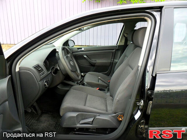 Чорний Фольксваген Гольф, об'ємом двигуна 1.4 л та пробігом 215 тис. км за 4900 $, фото 5 на Automoto.ua