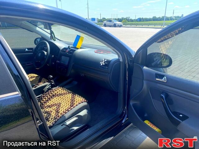 Чорний Фольксваген Гольф, об'ємом двигуна 1.4 л та пробігом 269 тис. км за 5199 $, фото 7 на Automoto.ua