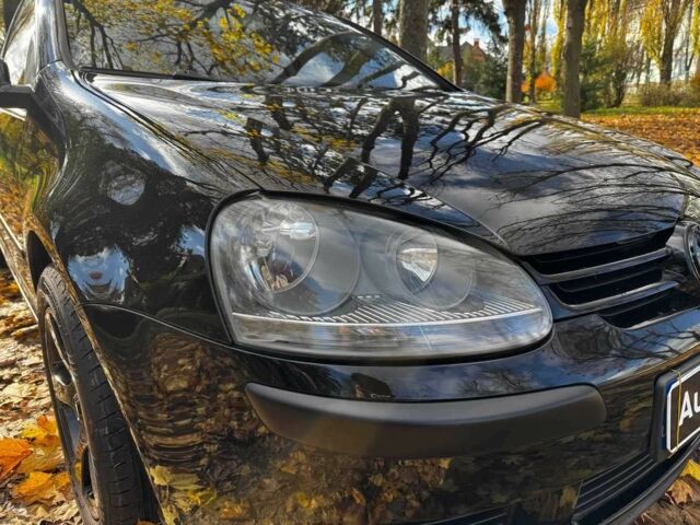 Черный Фольксваген Гольф, объемом двигателя 1.4 л и пробегом 214 тыс. км за 5490 $, фото 3 на Automoto.ua