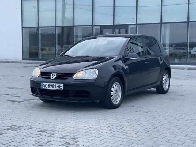 Черный Фольксваген Гольф, объемом двигателя 1.4 л и пробегом 234 тыс. км за 5400 $, фото 1 на Automoto.ua