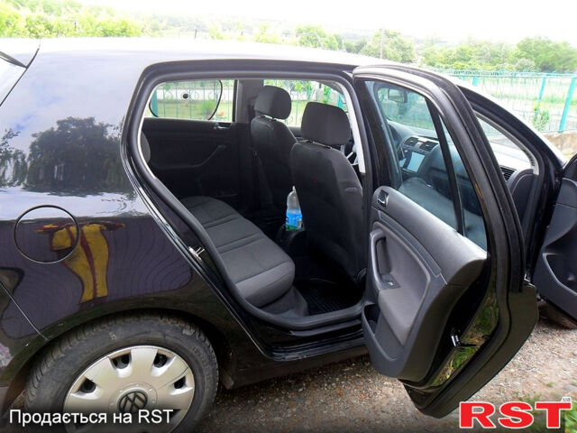 Чорний Фольксваген Гольф, об'ємом двигуна 1.4 л та пробігом 215 тис. км за 4900 $, фото 10 на Automoto.ua