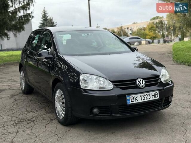 Черный Фольксваген Гольф, объемом двигателя 1.97 л и пробегом 418 тыс. км за 4650 $, фото 10 на Automoto.ua