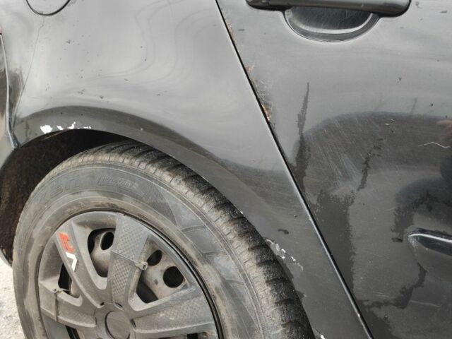 Черный Фольксваген Гольф, объемом двигателя 1.9 л и пробегом 306 тыс. км за 2200 $, фото 11 на Automoto.ua