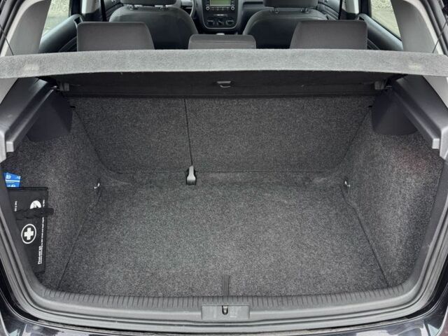 Чорний Фольксваген Гольф, об'ємом двигуна 1.6 л та пробігом 198 тис. км за 5100 $, фото 20 на Automoto.ua