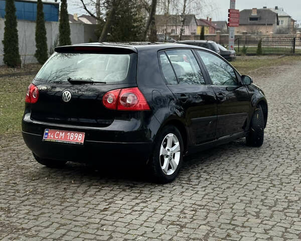 Черный Фольксваген Гольф, объемом двигателя 1.6 л и пробегом 200 тыс. км за 5200 $, фото 20 на Automoto.ua