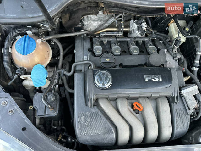 Черный Фольксваген Гольф, объемом двигателя 1.98 л и пробегом 313 тыс. км за 6200 $, фото 30 на Automoto.ua