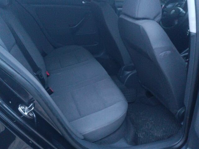 Чорний Фольксваген Гольф, об'ємом двигуна 1.6 л та пробігом 2 тис. км за 5500 $, фото 16 на Automoto.ua