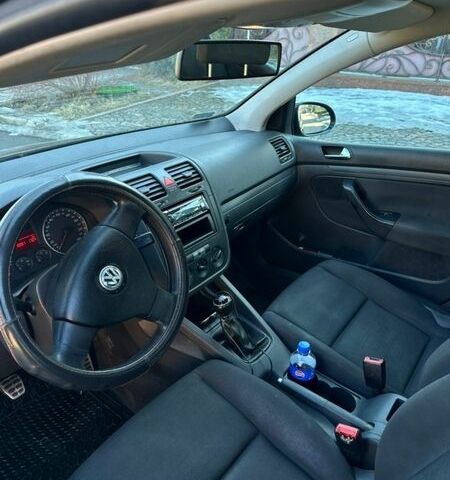 Черный Фольксваген Гольф, объемом двигателя 1.9 л и пробегом 272 тыс. км за 4300 $, фото 8 на Automoto.ua