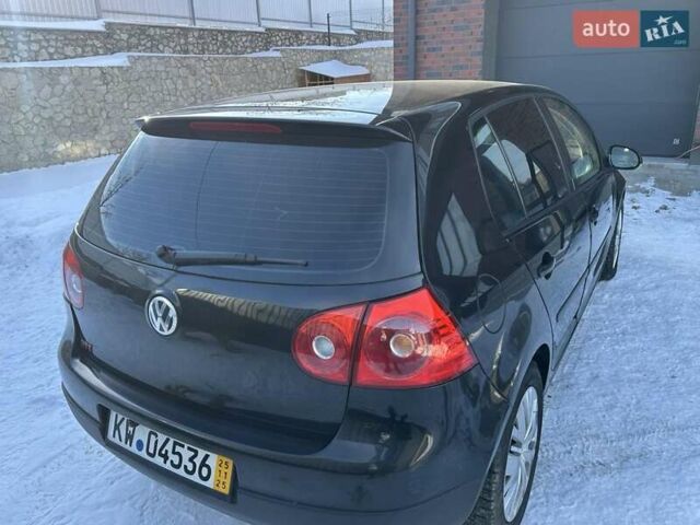 Черный Фольксваген Гольф, объемом двигателя 1.6 л и пробегом 245 тыс. км за 4900 $, фото 4 на Automoto.ua