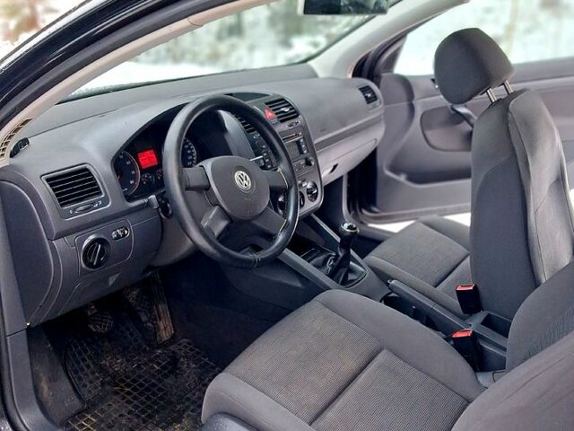 Чорний Фольксваген Гольф, об'ємом двигуна 1.4 л та пробігом 0 тис. км за 4000 $, фото 3 на Automoto.ua