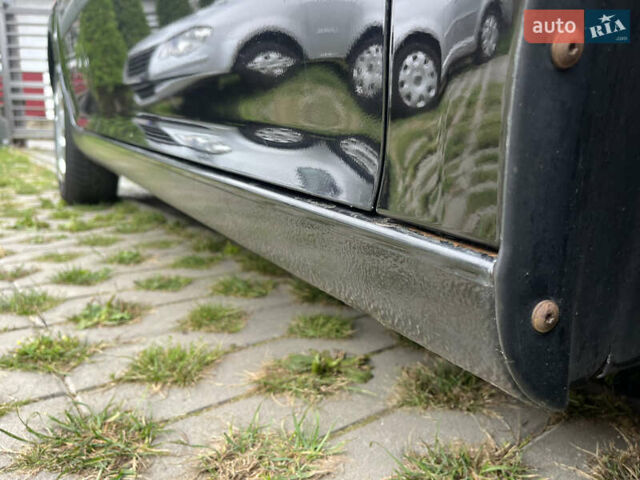 Черный Фольксваген Гольф, объемом двигателя 1.6 л и пробегом 211 тыс. км за 5400 $, фото 16 на Automoto.ua