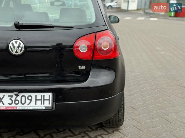 Чорний Фольксваген Гольф, об'ємом двигуна 1.6 л та пробігом 220 тис. км за 6250 $, фото 22 на Automoto.ua