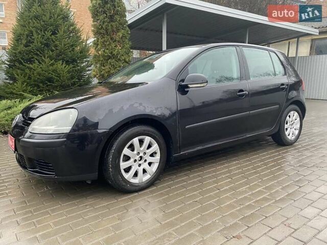 Черный Фольксваген Гольф, объемом двигателя 1.6 л и пробегом 220 тыс. км за 5099 $, фото 17 на Automoto.ua