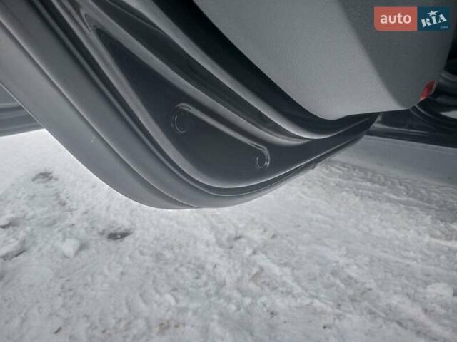 Чорний Фольксваген Гольф, об'ємом двигуна 1.4 л та пробігом 200 тис. км за 4900 $, фото 12 на Automoto.ua