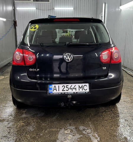 Черный Фольксваген Гольф, объемом двигателя 1.6 л и пробегом 193 тыс. км за 5150 $, фото 7 на Automoto.ua