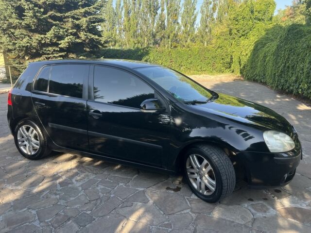 Чорний Фольксваген Гольф, об'ємом двигуна 1.4 л та пробігом 250 тис. км за 5600 $, фото 4 на Automoto.ua