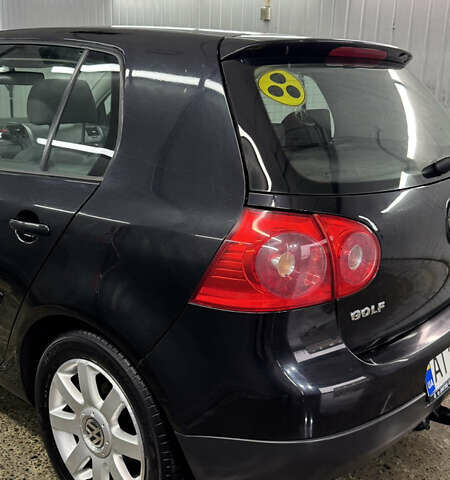 Черный Фольксваген Гольф, объемом двигателя 1.6 л и пробегом 193 тыс. км за 5150 $, фото 5 на Automoto.ua