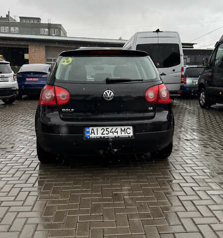 Черный Фольксваген Гольф, объемом двигателя 1.6 л и пробегом 193 тыс. км за 5150 $, фото 24 на Automoto.ua