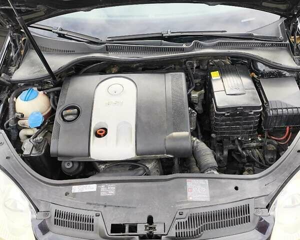 Фольксваген Гольф 2004 в Сторожинце на Automoto.ua Черный Фольксваген Гольф, объемом двигателя 1.6 л и пробегом 307 тыс. км за 5850 $, фото 12 на Automoto.ua