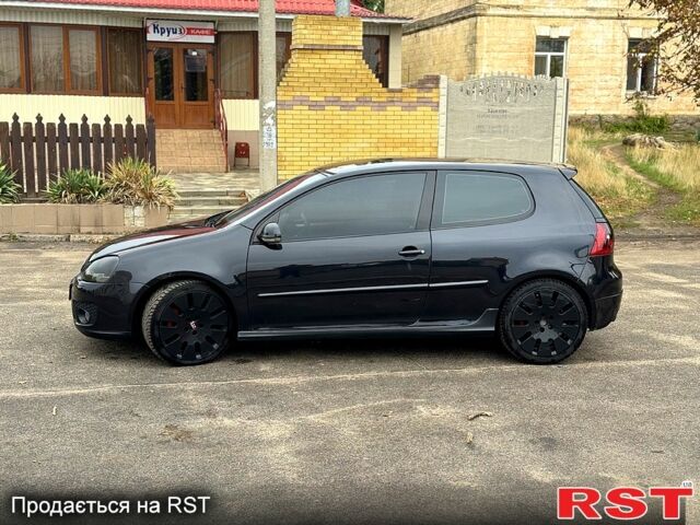 Чорний Фольксваген Гольф, об'ємом двигуна 2 л та пробігом 200 тис. км за 6000 $, фото 2 на Automoto.ua